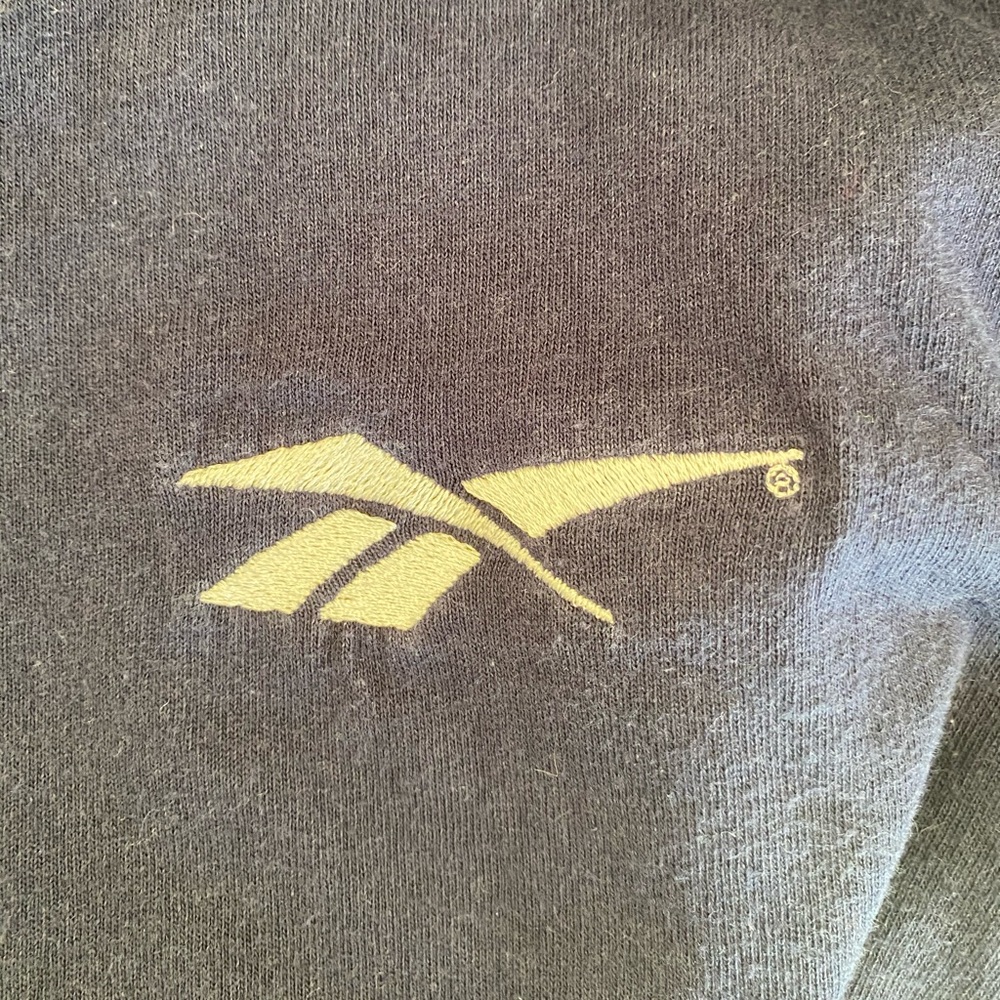 VINTAGE Reebok tshirt - Picture 4 of 4